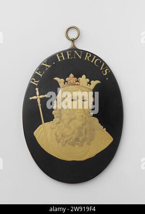Porträt von König Heinrich II., Anonym, 1775–1800 Ovaler Schild mit Porträt eines Mannes, Schulterstück, mit einer Krone und links ein Stab, auf dem ein Kreuz steht. In Gold bis Schwarz, rote Spuren auf der Krone, den Augen und dem Kreuz, goldener Rand oben: rex. Henricvs. Und im unteren Zentrum: Henricvs II Imp. An, XXII, Mens V. Di XXI, sedentib. / Silvestro II, I.XVI, I.XVII, Sergio IV, Bened. VIII xviii / Decess. Ein. Chr. MXXIV. Über einem rotierenden Lagerauge. Japan Kupfer (Metall). Lack (Beschichtung). Lackierung (Beschichtung Stockfoto