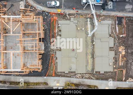 Luftaufnahmen über einer Baustelle von Wohngebäuden Stockfoto