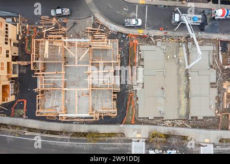 Luftaufnahmen über einer Baustelle von Wohngebäuden Stockfoto