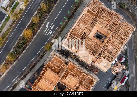 Luftaufnahmen über einer Baustelle von Wohngebäuden Stockfoto
