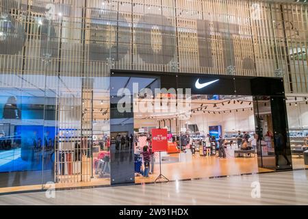 Nike Store im Changi Aiport, Singapur Stockfoto