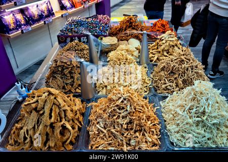 Getrockneter Fisch, Jiufen Old Street, Ruifang, Taipei, Taiwan Stockfoto