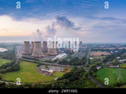 Großbritannien, England, Drax, Luftaufnahme des Kraftwerks Drax Stockfoto