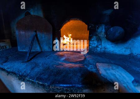 Das Tal-Furnar Restaurant diente früher als Bäckerei in Xaghra, Malta Stockfoto