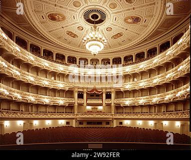 Semperoper Auditorium Stockfoto