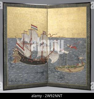 Japanischer Trolley, Genkei-Schule Nagasaki, ca. 1759 Präsentation: Blaues Meer mit weißen, stilisierten Wellen, auf denen links ein Schiff mit schwarzem Stamm, 3 roten Masten, 8 weißen Segeln und 5 niederländischen Flaggen oben steht. Am Rückspiegel eines Hirsches. Verschiedene Figuren an Deck und auf dem RAS. Rechts ein chinesischer Jugendlicher mit 2 Masten, Segeln, einem Seitenschwert und ein paar rot-weißen Fahnen und Wimpern oben. Verschiedene Figuren an Deck. Auf Bug und Rumpf Drachenkopf und Blumen. Blauer Bluterguss mit goldener Seide. Nagasaki-Holz (pflanzliches Material). Seide. Papier. METALLDESHIMA Stockfoto