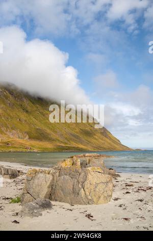 Yttersand Strand, auf der nördlichen Spitze von Moskenesoy, Lofoten, Norwegen entfernt Stockfoto