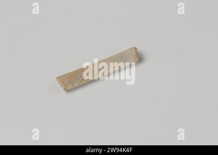 Fragment gerader Stahl aus Glas aus dem Wrack der Ostindianer Hollandia, Anonym, 1700 - in oder vor 1743 Trinkglas Glas, Stängelglas, Stängelglas, Stängelglas, Schäfte, glatt; Fragment, gerade, kreisförmig im Volumenkörper. Niederlande Glas an zweiter Stelle Stockfoto