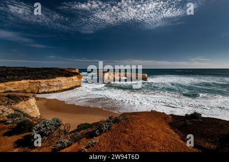 Berühmte Felsformation der London Bridge im Port Campbell National Park. Stockfoto