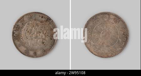 50 Sen of the Empire Japan, aus der Meiji-Ära, Regierungsjahr 3 [= 1870] , 1870 Münze Silbermünze. Vorderseite: Stilisierter Drache im Kreis mit einer Wertangabe in der Umkehrung. Umgekehrt: Zwischen zwei gebundenen Ästen, über denen Symbole, innen die Sonne mit Strahlen umkreisen. Kartellkante. Silber (Metall), auffällig (Metallbearbeitung) Stockfoto