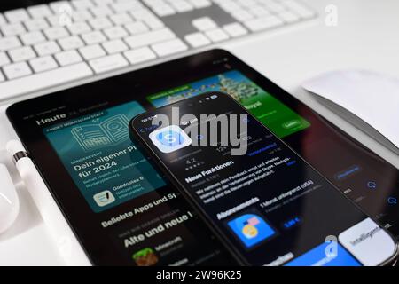 Stock- und Symbolbilder I 24.12.2023 Skype, Instant-Messaging-Dienst, Microsoft, Skype Technologies, Videochat, VideoCall, Bildtelefonie, Videokonferenzen, IP-Telefonie, Instant Messaging, Dateiübertragung und Screen-Sharing Hamburg Hamburg Deutschland *** Stock- und Symbolbilder I 24 12 2023 Skype, Instant Messaging Service, Microsoft, Skype Technologies, Videochat, Videoanrufe, Videotelefonie, Videokonferenzen, IP-Telefonie, Instant Messaging, Dateiübertragung und Bildschirmfreigabe Hamburg Hamburg Deutschland Copyright: xLobeca/FelixxSchlikisx Stockfoto