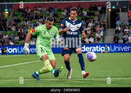 Melbourne, Australien. 23. Dezember 2023. Während des Isuzu UTE A-League-Spiels zwischen Melbourne City FC und Melbourne Victory FC im AAMI Park in Melbourne, Australien. Quelle: James Forrester/Alamy Live News Stockfoto