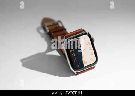 HCMC, VN - Dez. 2023. Apple Watch Series Smartwatch Stockfoto