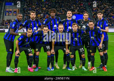 Mailand, Italien. Dezember 2023. Das Startelf von Inter für das Spiel der Serie A zwischen Inter und Lecce bei Giuseppe Meazza in Mailand. (Foto: Gonzales Photo - Tommaso Fimiano). Stockfoto