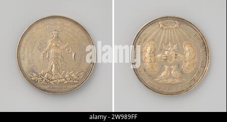 Friede von Münster, Johann Blum, 1648 Geschichtsmedaille vergoldete Silbermedaille. Vorne: Frieden mit Olivenzweig in der rechten Hand und in der linken Hand Bazuin, stehend auf Warput innerhalb eines dreizeiligen Wechsels. Umgekehrt: Zwei Hände aus Wolken halten brennendes Herz, geschützt von himmlischem Licht über zwei Tauben im Inneren. Bremer Silber (Metall). Vergoldung (Material) auffällig (Metallbearbeitung) / Vergoldung Münster. Nordrhein-Westfalen Stockfoto