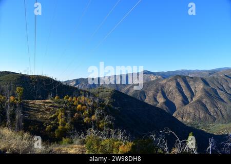 Blick vom Rim of the World vista Point im Stanislaus National Forest, Kalifornien Stockfoto