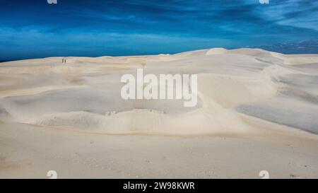 Die herrlichen Dünen von Dunas do Rosato an der Nordküste Brasiliens zwischen Punta do Mel und Porto do Mangue. Magischer Ort Stockfoto