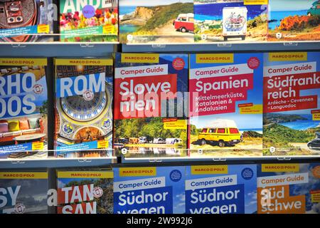 Frankfurter Buchmesse 2022. Besucher der Frankfurter Buchmesse am 18.10.2023. 20231018MWI105617 *** Frankfurter Buchmesse 2022 Besucher der Frankfurter Buchmesse am 18 10 2023 20231018MWI105617 Stockfoto