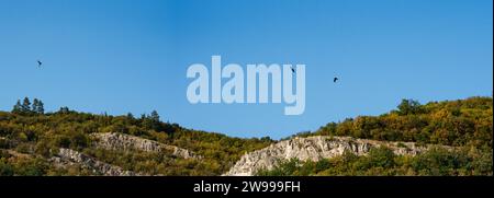 Eine atemberaubende Landschaft des Balkangebirges in Gabrovo, Bulgarien. Stockfoto