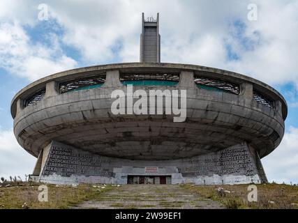 Das Denkmalhaus der Kommunistischen Partei Bulgariens, auch bekannt als Buzludzha-Denkmal Stockfoto