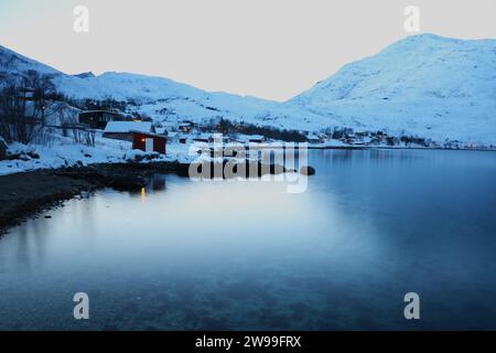 Ersfjordbotn ist ein Dorf in der Gemeinde Tromso in Troms og Finnmark, Norwegen. Stockfoto