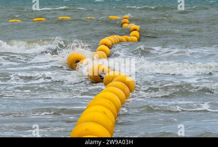 Strände und Aktivitäten auf dem Meer in Thailand, Stockfoto