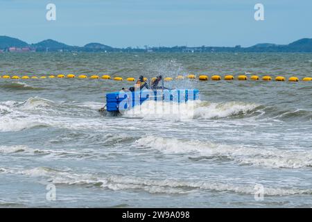 Strände und Aktivitäten auf dem Meer in Thailand, Stockfoto