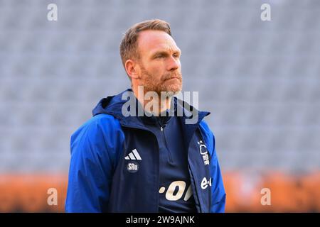 Simon Rusk, Spezialist für Nottingham Forest, stellte beim Premier League-Spiel zwischen Newcastle United und Nottingham Forest in St. James's Park, Newcastle am Dienstag, den 26. Dezember 2023. (Foto: Jon Hobley | MI News) Credit: MI News & Sport /Alamy Live News Stockfoto