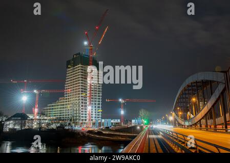 Hamburg, 25. Dezember 2023 - Signa's Elbtower Baustelle In Der ...