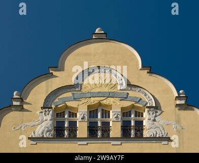 Jugendstilfassade am Pasaz Leopolda im ehemaligen jüdischen Viertel in Wrocław, Niederschlesien, Polen Stockfoto
