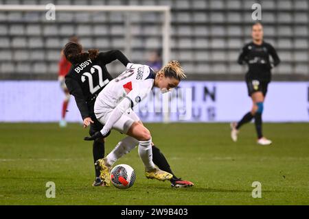 Paris, Frankreich. Dezember 2023. Julien Mattia/Le Pictorium - Paris Saint Germain (PSG) vs Paris FC - 17/12/2023 - France/Ile-de-France (Region)/Paris - während Ligue 1 Arkema Matchday 11 zwischen PFC und PSG im Stade Charlety, 17. Dezember 2023 Credit: LE PICTORIUM/Alamy Live News Stockfoto