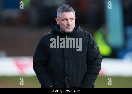 Tony Docherty, Manager von Dundee, war im Stadion vor dem Cinch-Premiership-Spiel im Scot Foam Stadium, Dundee. Bilddatum: Dienstag, 26. Dezember 2023. Stockfoto