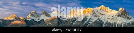 Blick auf die Berge, Mount Lougheed, Kananaskis Country, Alberta, Kanada Stockfoto