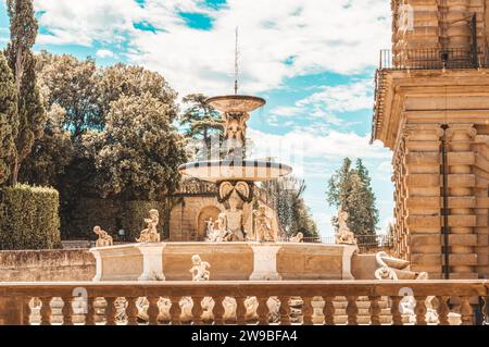 Brunnen in den Boboli-Gärten, Florenz, Italien. Reise- und Urlaubskonzept. Berühmte architektonische Denkmäler. Gemischte Medien Stockfoto
