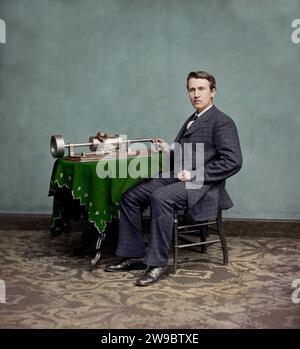 Thomas Edison mit seinem zweiten Phonographen. April 1878. Fotografiert von Levin Corbin Handy in Washington. Stockfoto
