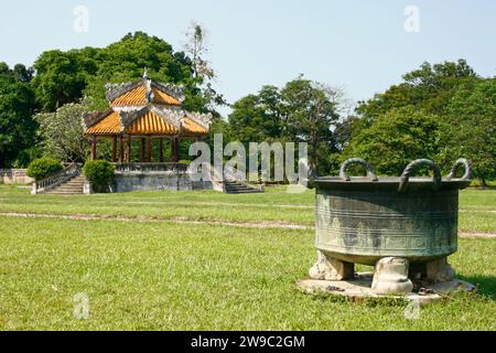 Garten der kaiserlichen Stadt in Hue, der ehemaligen Hauptstadt Vietnams. Stockfoto