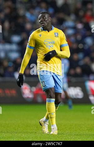 Coventry, Großbritannien. Dezember 2023. Sheffield Wednesday Defender Bambo Diaby (5) während des Coventry City FC gegen Sheffield Wednesday FC in der Coventry Building Society Arena, Coventry, England, Großbritannien am 26. Dezember 2023 Credit: Every Second Media/Alamy Live News Stockfoto