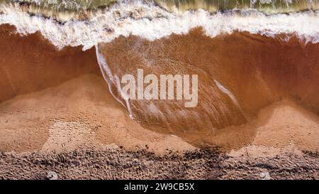 Die Tonklippe von Canoa Quebrada. Unglaublicher brasilianischer Strand Stockfoto