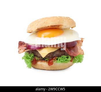 Köstlicher Burger mit Spiegelei isoliert auf weiß Stockfoto