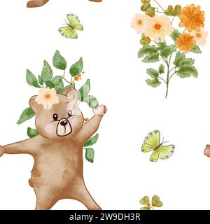 Tragen Sie ein nahtloses Muster mit einem lustigen Teddybären. Teddybär mit Blumen und Schmetterlingen. Kinderillustration. Design für Textilien, Kinderzimmer Stockfoto