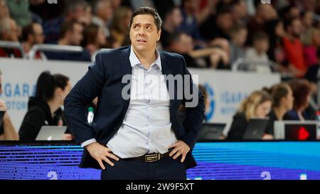 Bamberg, Deutschland. Dezember 2023. Bild: Headcoach Sasa Filipovski (Würzburg Baskets), 27.12.2023, Basketball, BBL, Bamberg Baskets - Würzburg Baskets, GER, Würzburg, tectake Arena. Quelle: dpa/Alamy Live News Stockfoto