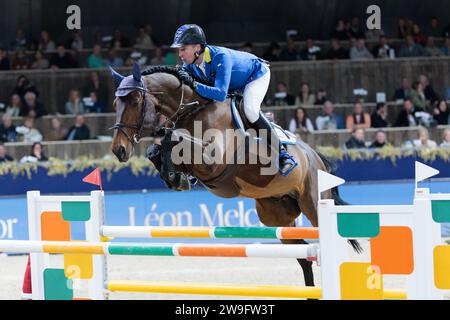 Christian Ahlmann aus Deutschland mit d'Aganix 2000 Z während des Léon Melchior CSI5*-W Springpferdewettbewerbs beim Jumping Mechelen am 27. Dezember 2023, Nekkerhal, Belgien (Foto: Maxime David - MXIMD Pictures) Stockfoto
