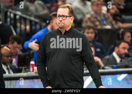 Orlando, Florida, USA, 27. Dezember 2023, Philadelphia 76ers Cheftrainer Nick Nurse im Amway Center. (Foto: Marty Jean-Louis/Alamy Live News Stockfoto