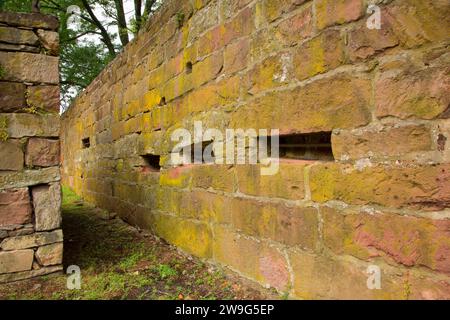 Außenwand, Alte New-Gate Gefängnis & Kupfer Mine archäologische Bewahren, Connecticut Stockfoto