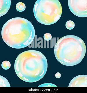 Aquarellkreise nahtloses Muster. Runde Formen. Gemaltes Ornament. Bunte Seifenblasen. Dunkler Hintergrund Stockfoto