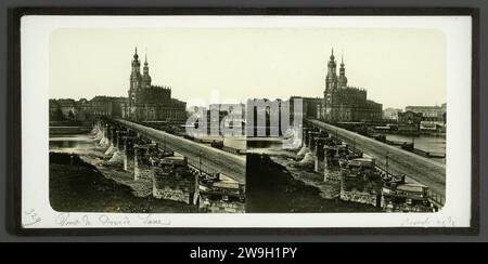 Augustusbrug in Dresden, Ferrier Vater-Sohn und Soulier (möglich), um 1855 - C. 1865 Foto Ansicht der Dresdner Brücke mit Hofkirche. Dresden Glasbrücke in der Stadt über Fluss, Kanal usw. Dresden. Augustus-Brücke. Katholische Hofkirche Stockfoto