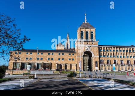 Laboral University Complex og Gijàon, Asturien Stockfoto