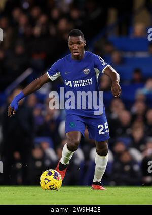 London, Großbritannien. Dezember 2023. Moises Caicedo aus Chelsea während des Premier League-Spiels in Stamford Bridge, London. Der Bildnachweis sollte lauten: David Klein/Sportimage Credit: Sportimage Ltd/Alamy Live News Stockfoto