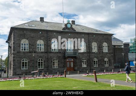 Parlamentsgebäude in Austurvöllur in Reykjavík, Island Stockfoto