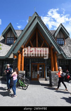 Tim Hortons Café-Bar und Restaurant in Jasper, Alberta, Kanada Stockfoto